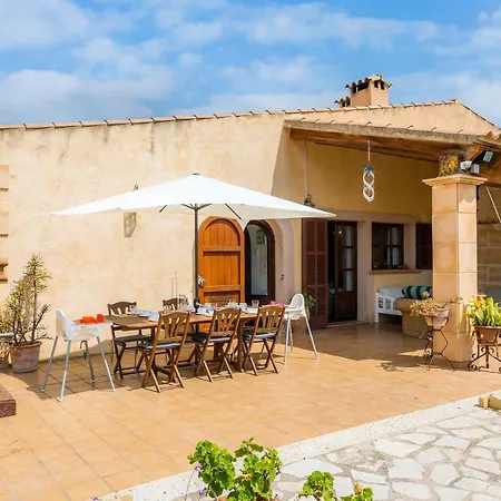 Kelly Holiday home Arta
